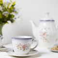 Cups, Saucers & Beverages